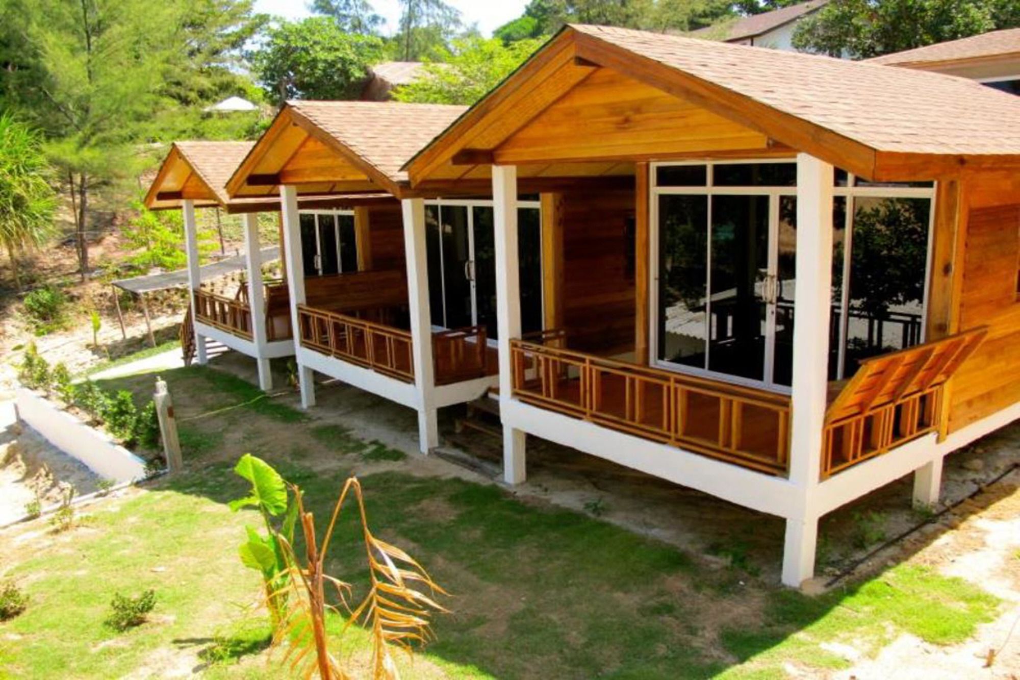 Pitiusas Beach Resort Koh Lipe Exterior photo